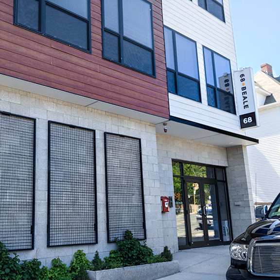 a building with a sign that says "go belle" on it.